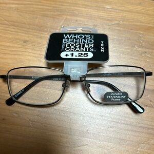 Foster Grant - brand new reading glasses